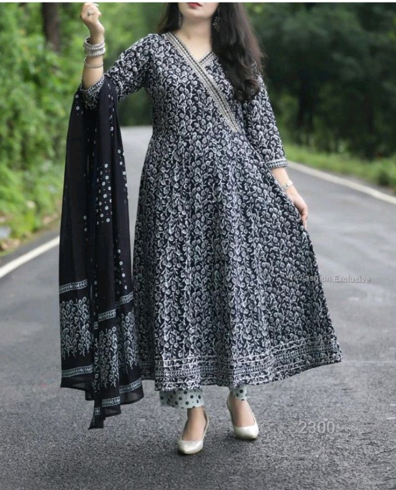 Anarkali Kurta Set For Women