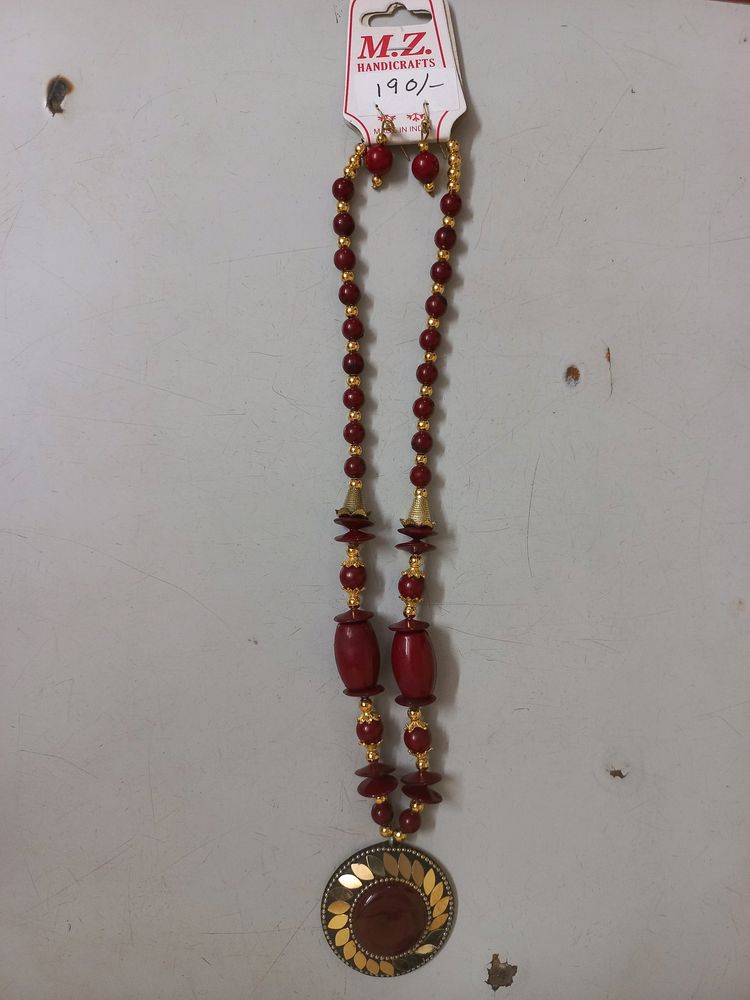 Mehroon Long Necklace with Earrings