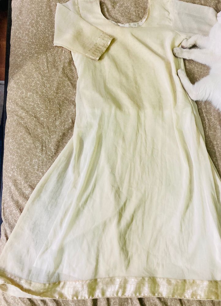 Beautiful Off White Airline Frock