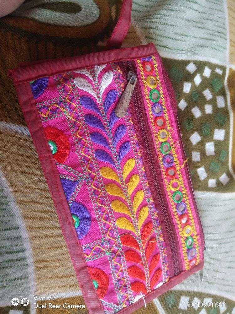 Kachchi Work wallet