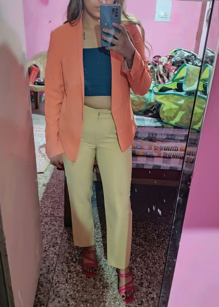 Formal imported trousers in light yellow color
