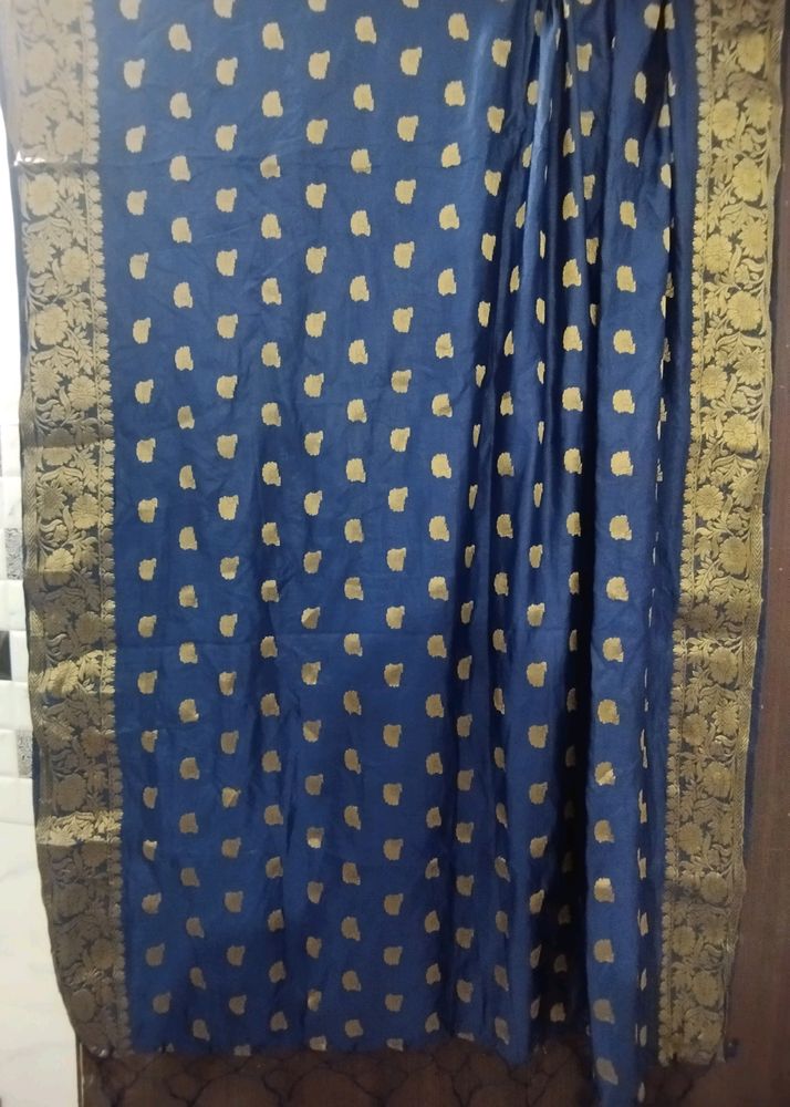 Blue Bnarsi Dupatta. 2.5 Meter