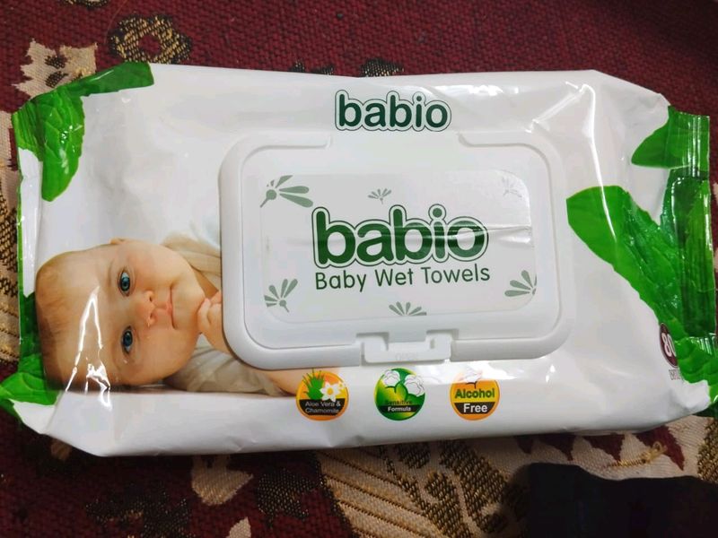 1 Pack Of Baby Wipes