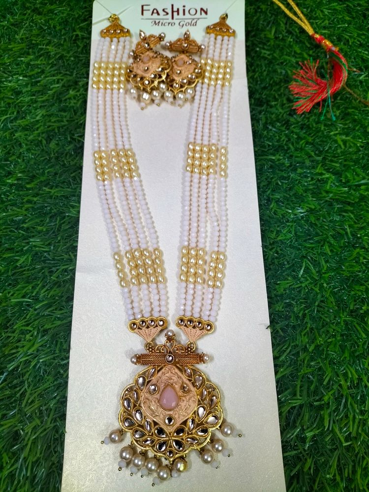 Light Peach Colour Kundan Set