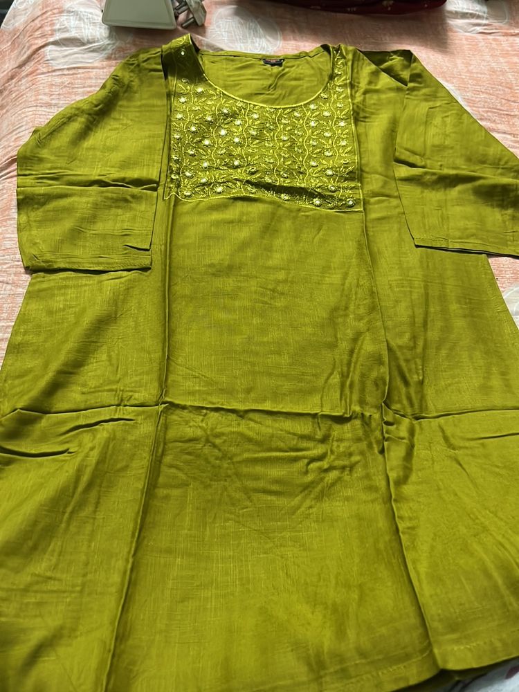 Short Kurti