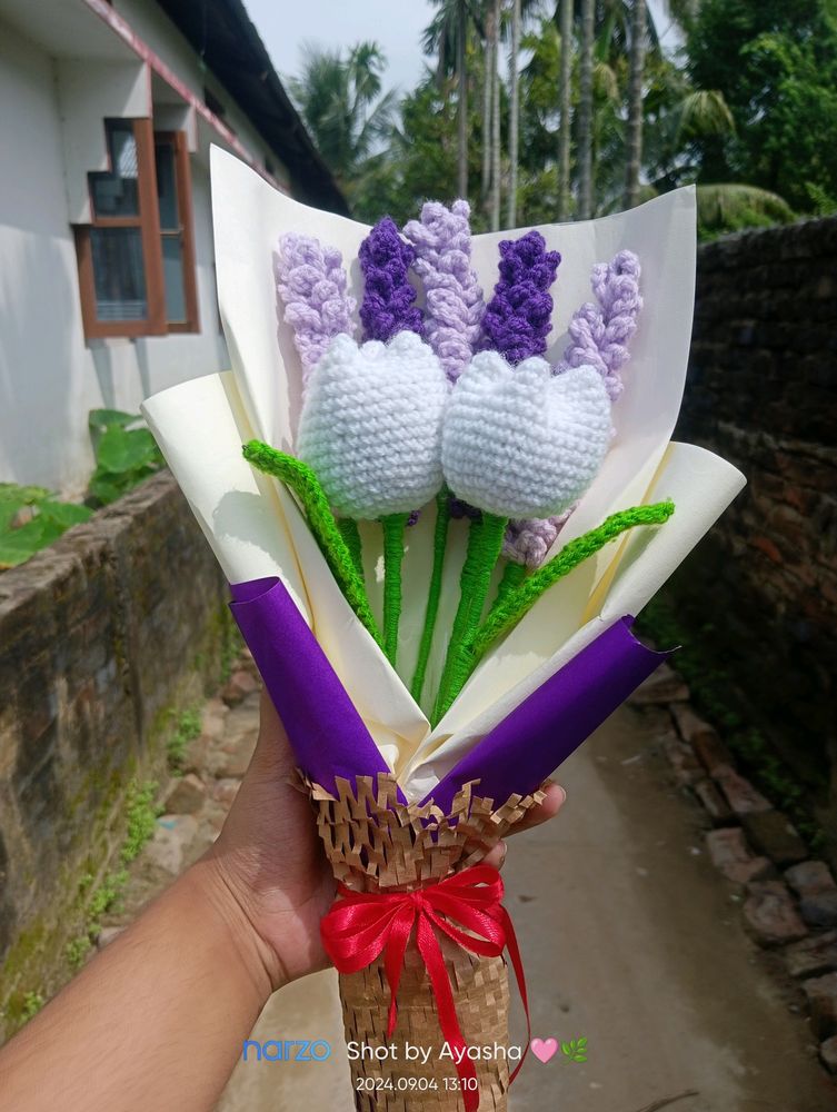 Crochet Levender And Tulip 🌷 BOUQUET