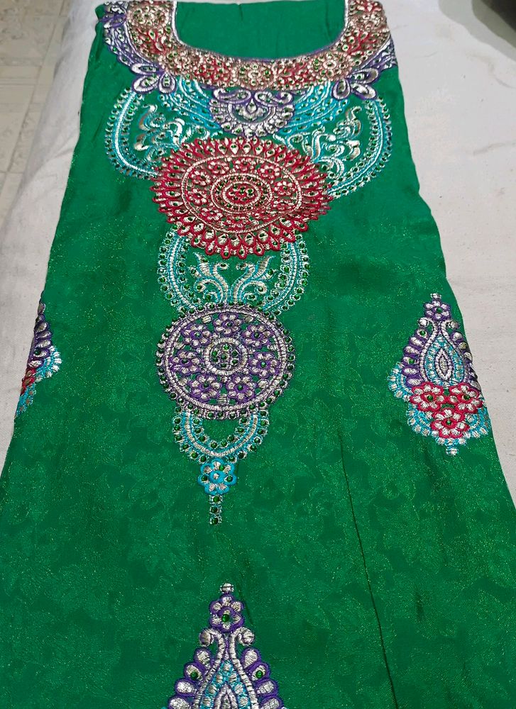 Green Mehandi Look Thread Work Duptta Wor