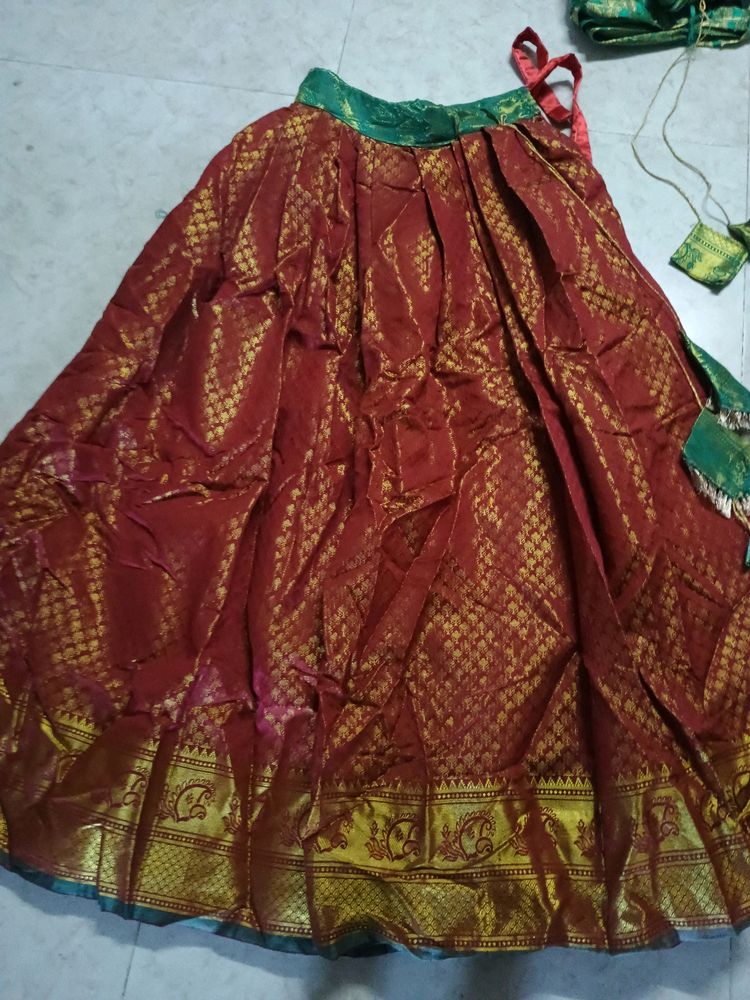 Silk Lehnga