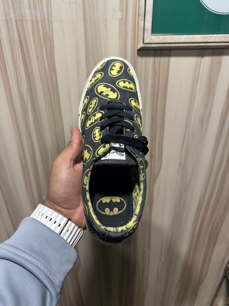 Batman Black Yellow Canvas Sneakers