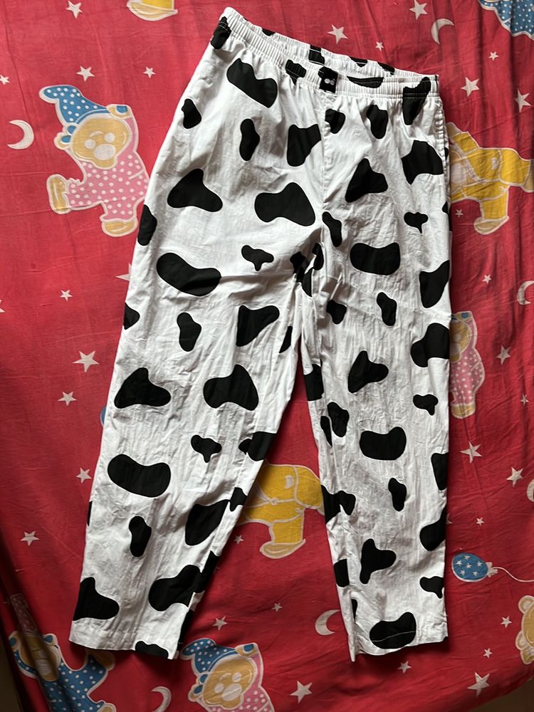 Bewakoof Black And White Cotton Pyjamas