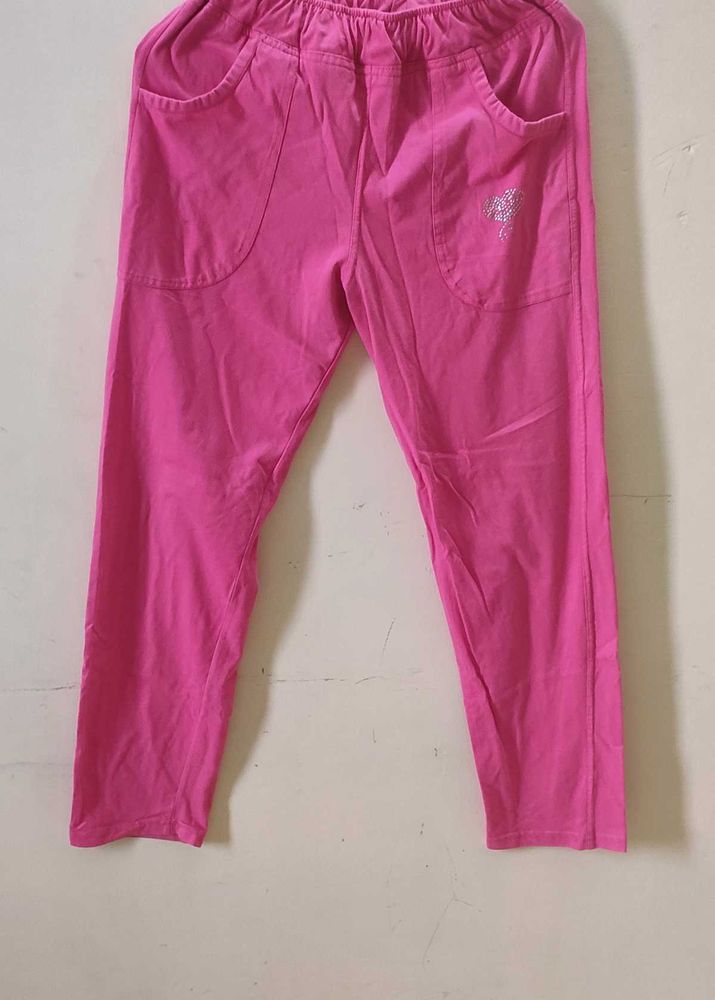 😍Pretty Cute Magenta Stretchable Trouser😍