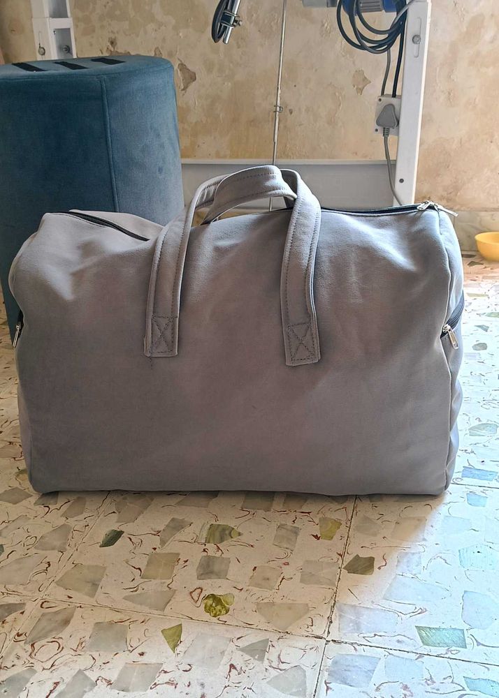 Grey Travelling Bag