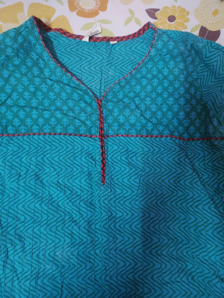 Green Kurti