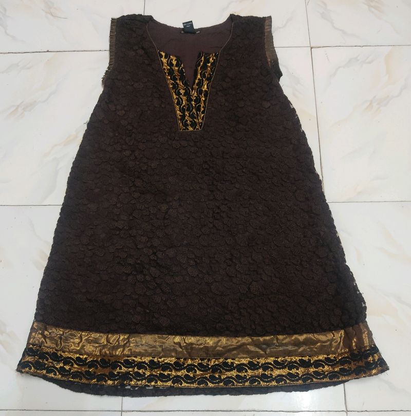 Sleeveless Kurta