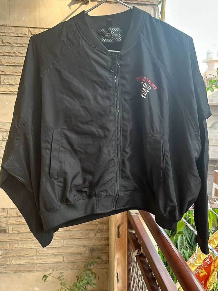 Max- Bomber Jacket