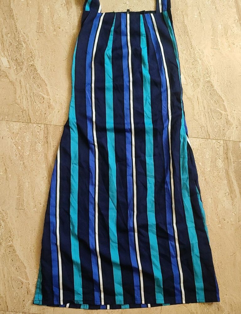 New long beach dress Size - s