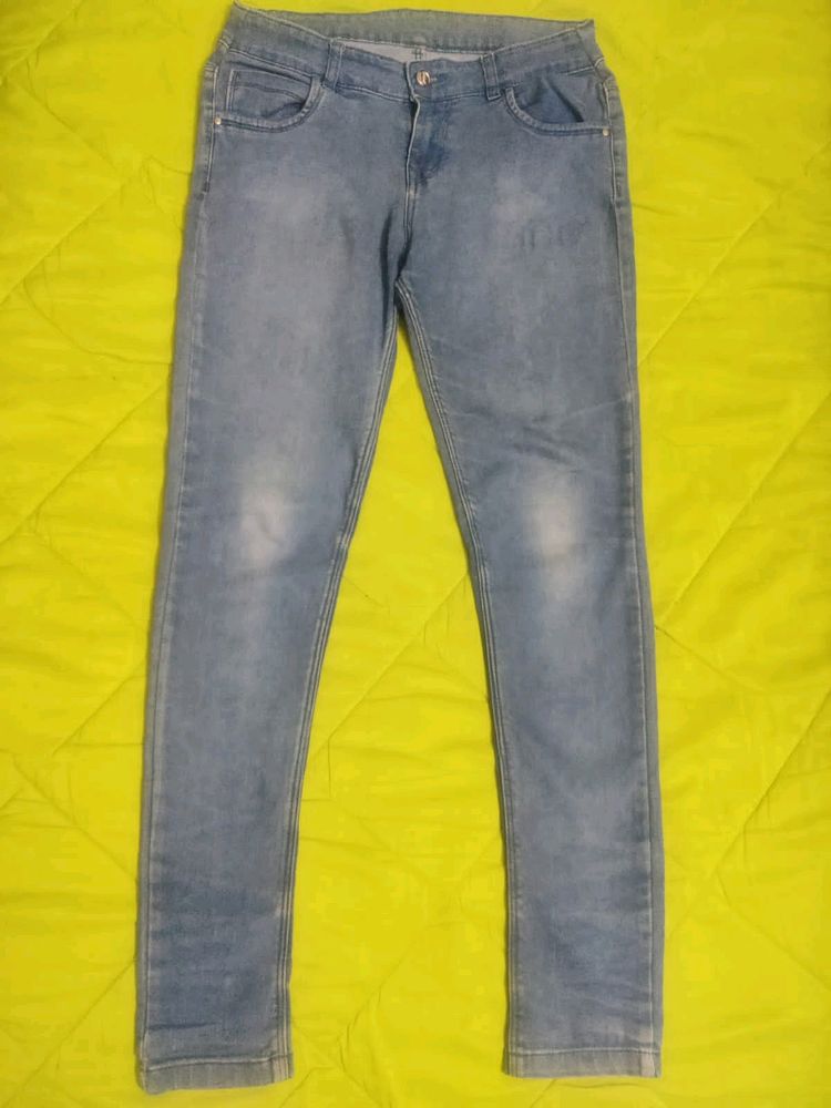 stretchable jeans slim fit