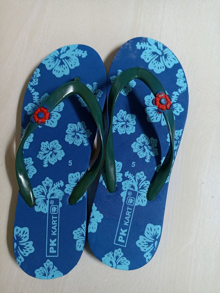 Unused Slippers/flip Flops