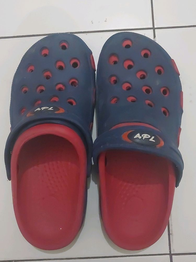 APL Crocs!! Branded😍