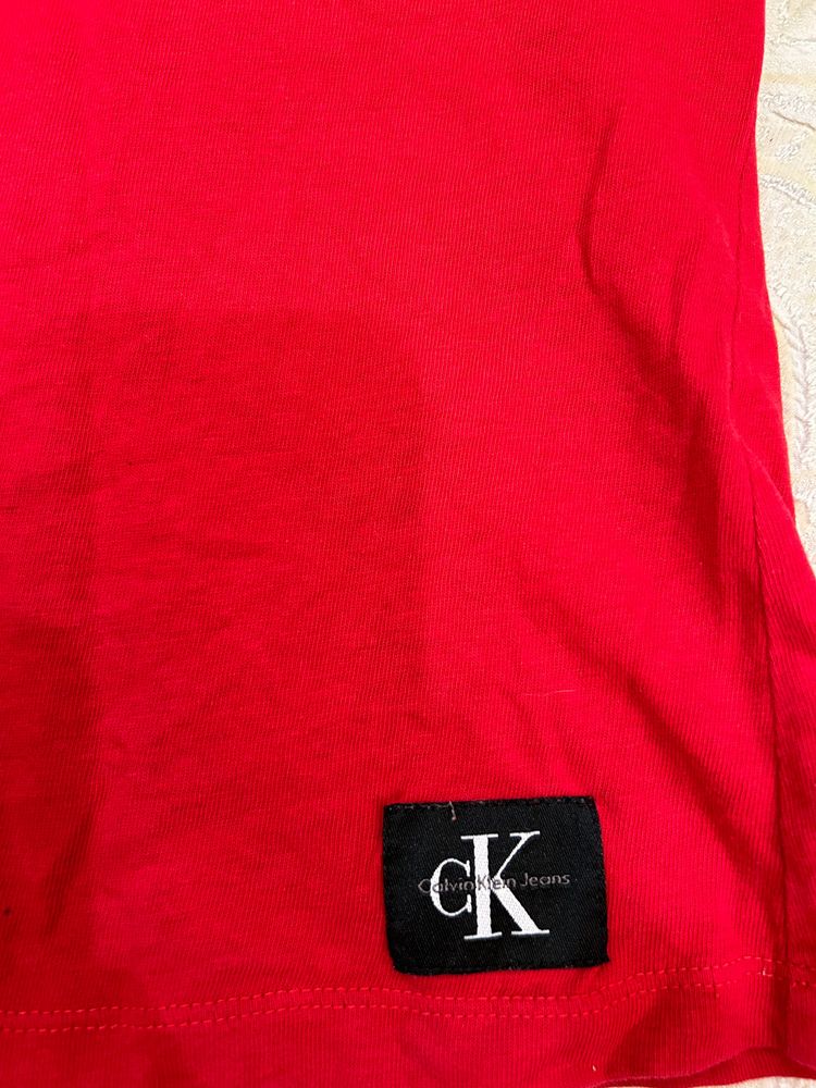 Calvin Klein T Shirt