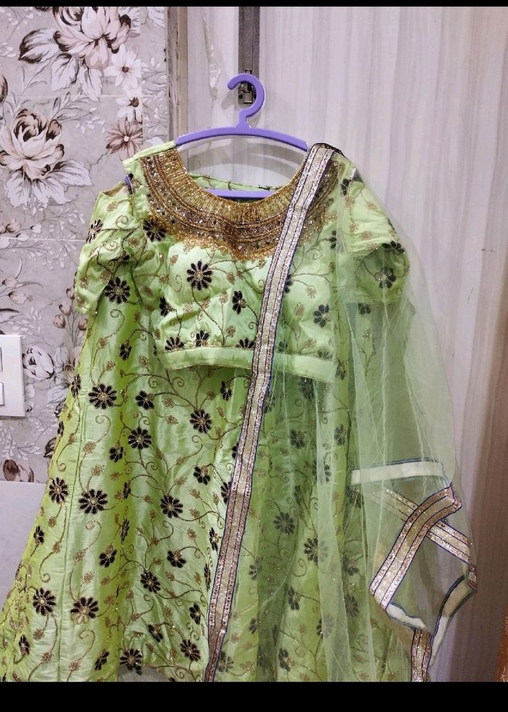 Premium Engagement Lehnga