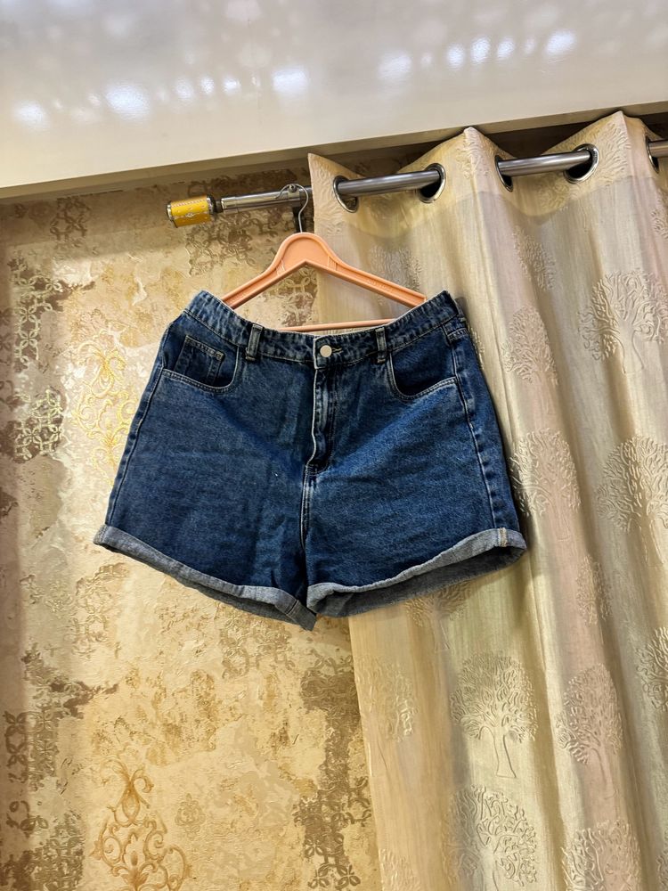 ZUDIO brand New Denim Shorts