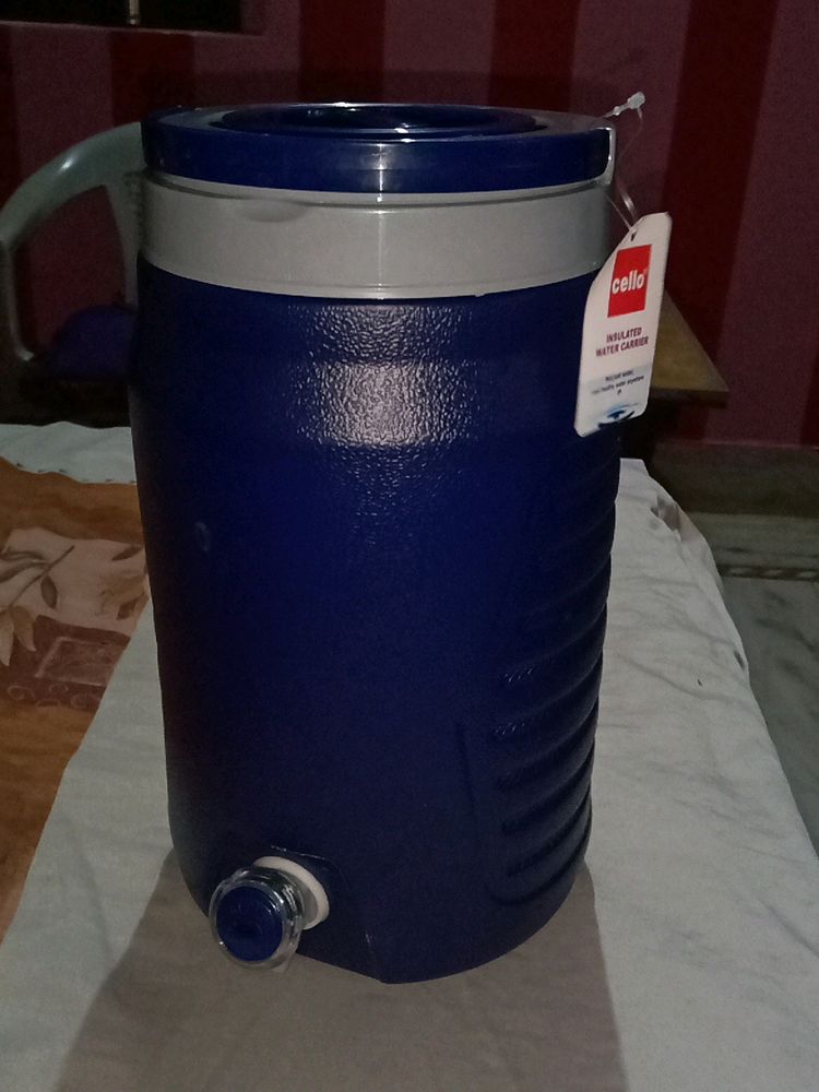 Insulated Water Carrier