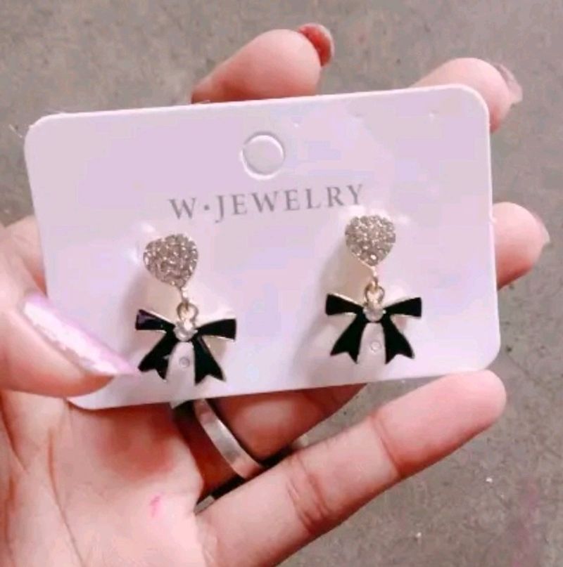 Korean Black Bow Studded Heart Earrings