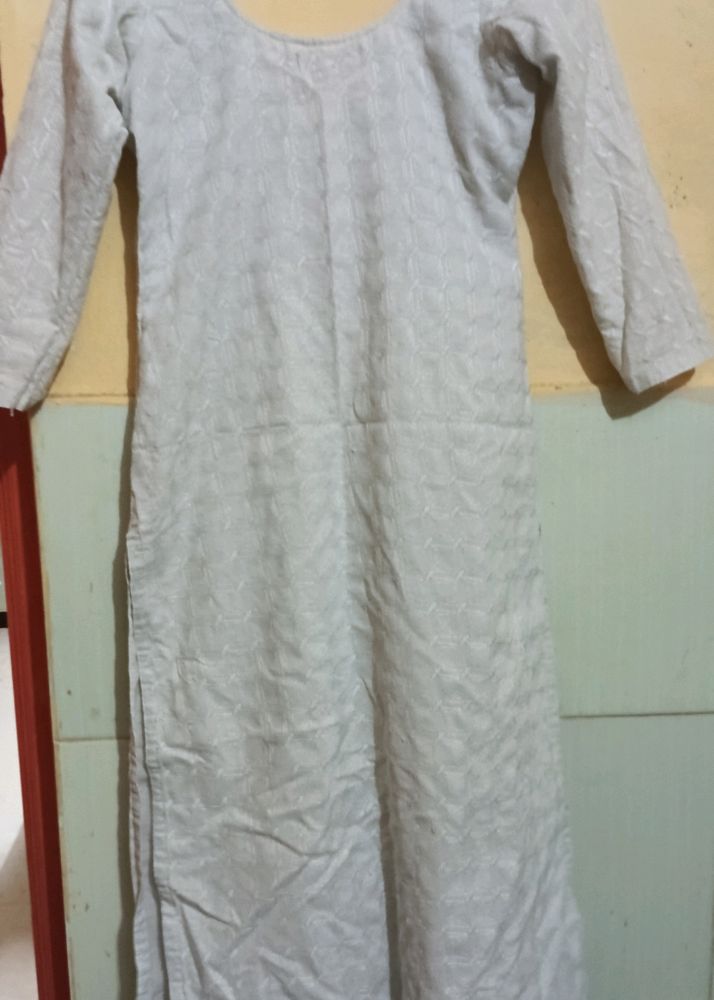 Kurti Top White - 30 Size