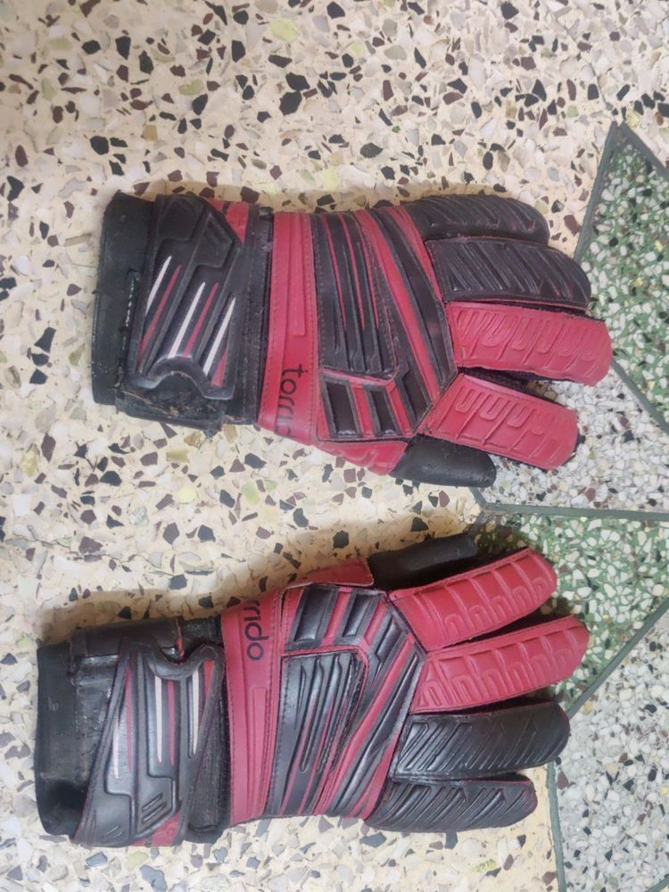 Nivia Torrido Goalkeeper Gloves