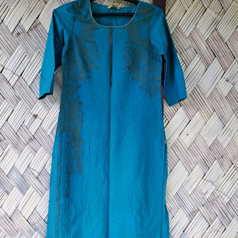 Aurelia Kurta