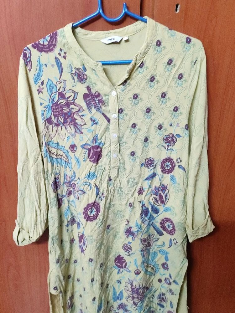 Max Brand Good Condition M Size Kurti