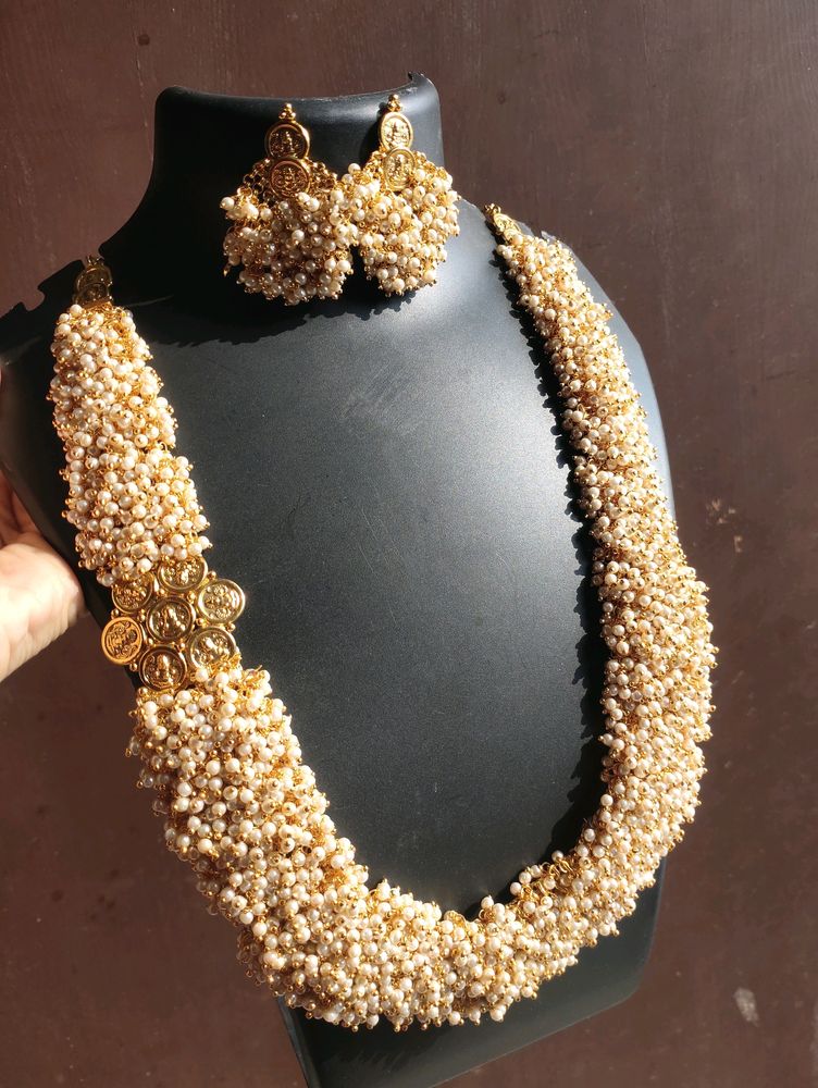 Gold Toned Moti Necklace