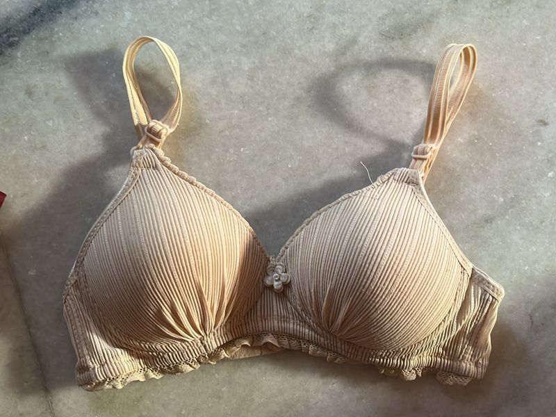 Beige Heavily Padded Bra 32B