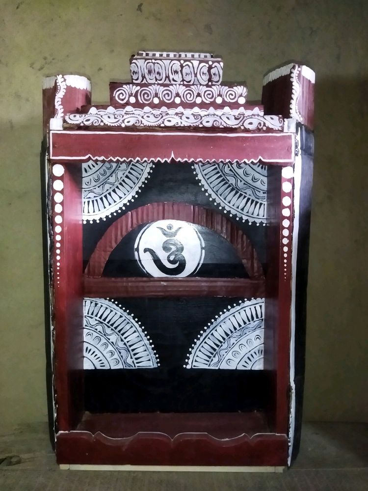 WOODEN SINGHASAN HANDMADE