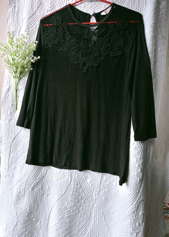 Beutiful Lace Neck Design Top