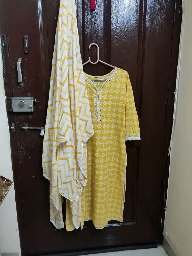 lemon yellow n white kurta set