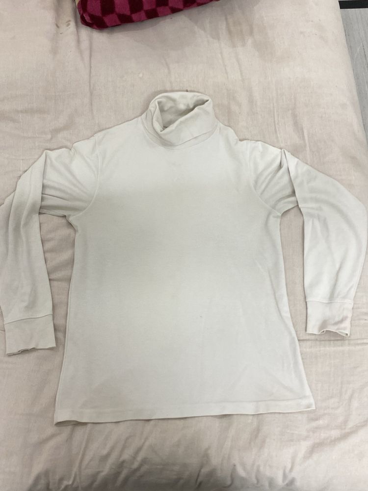 Neck WHITE T-SHIRT FOR boys