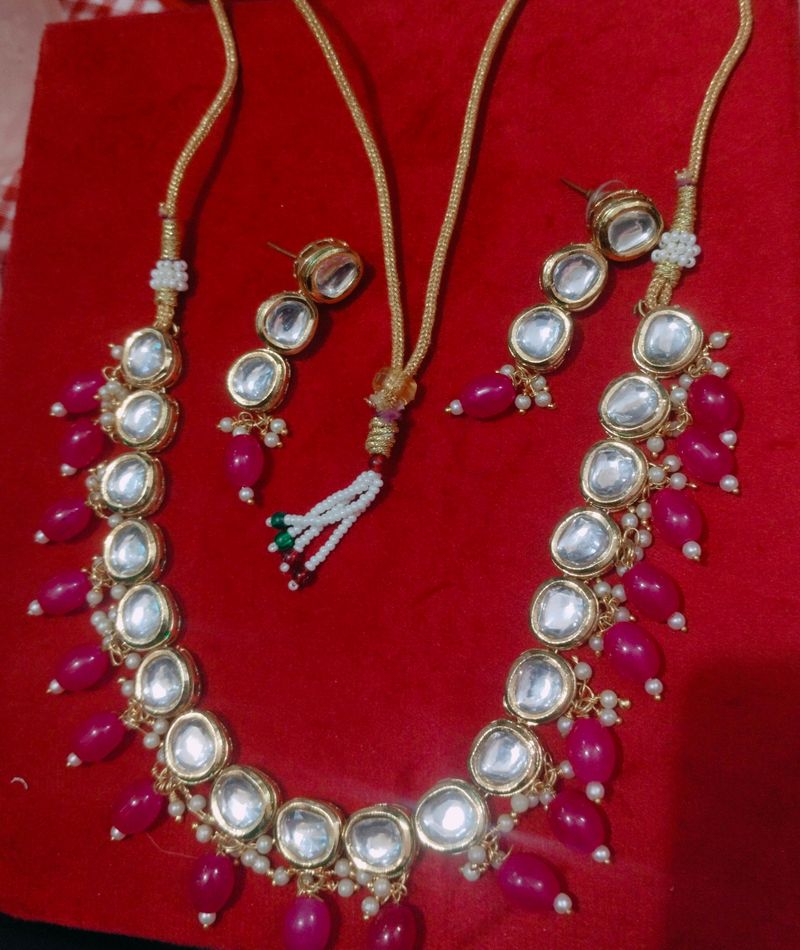 Kundan Jewellery Set