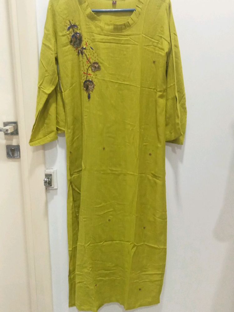 Mehendi Green Kurti