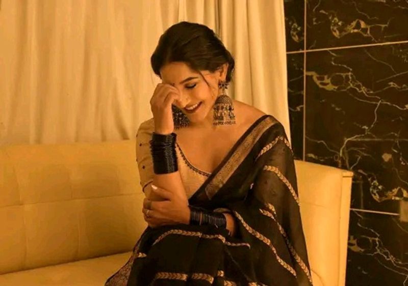 zari oregenza saree