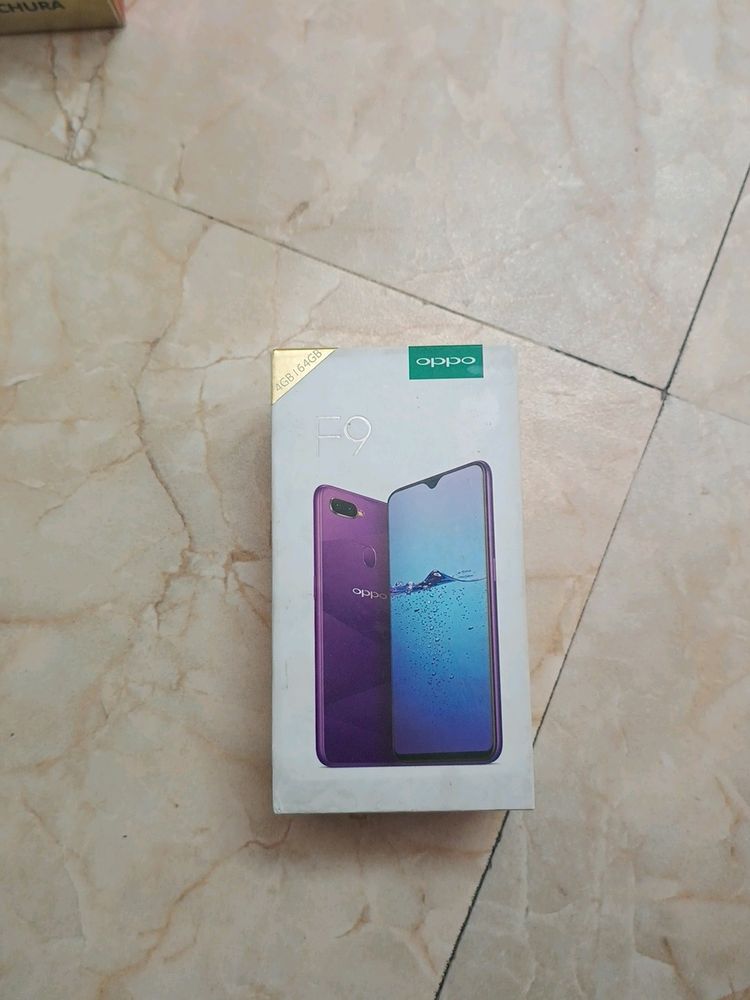 Box Of Oppo F9