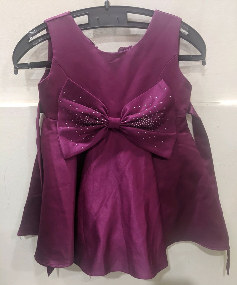 FROCK WITH BOW