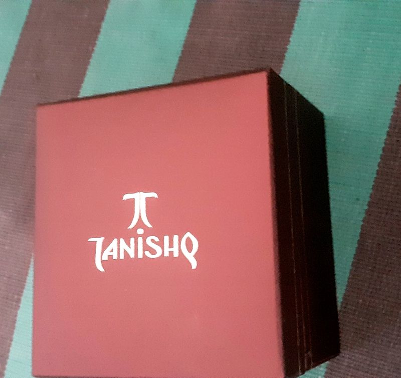 Tanishq Jewellery Box