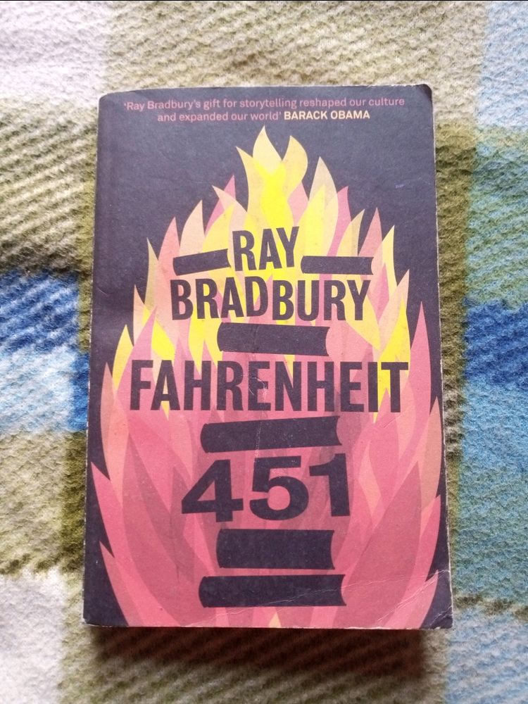 Fahrenheit 451 By Ray Bardbury