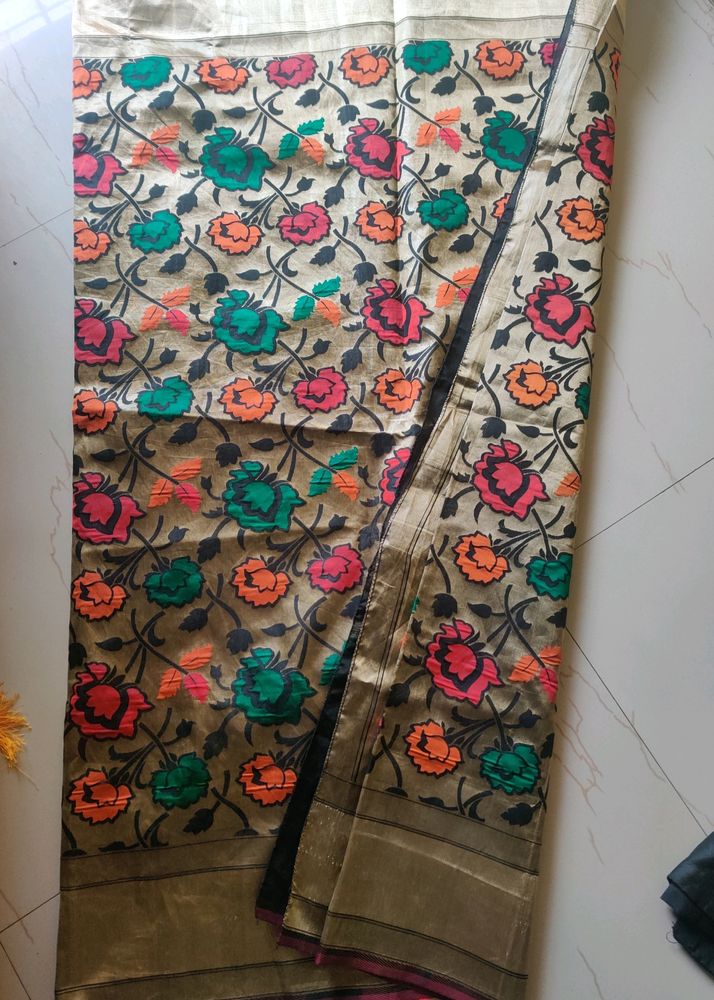 Beutiful Printed Soft Silk Saree And Stiche Blouse