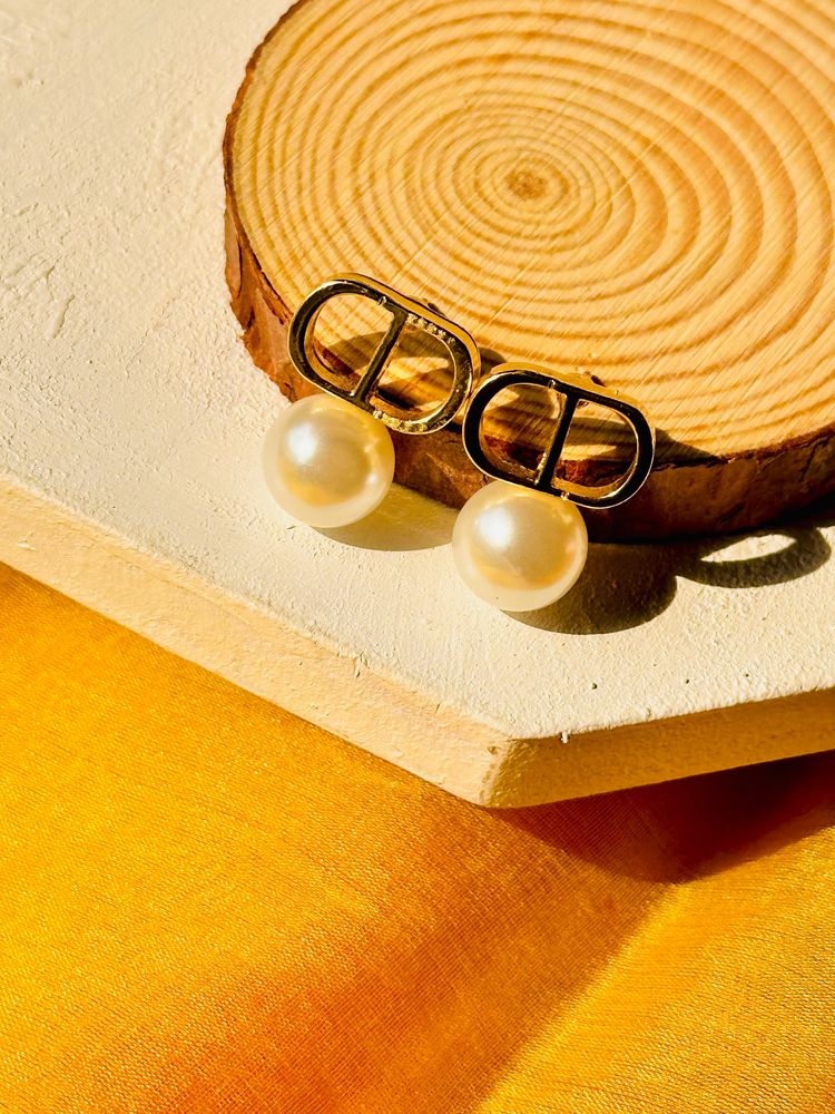 Pearl Drop Earrings