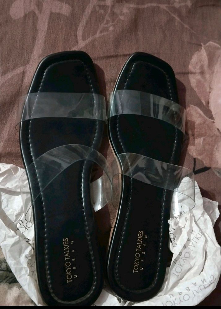 TRANSPARENT STRIP BLACK BRAND NEW FOOTWEAR