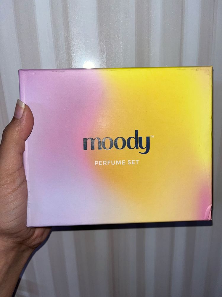 Moody Perfume