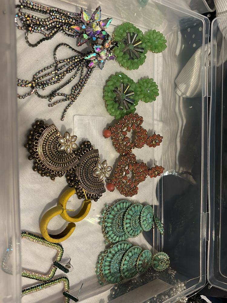 8 Set of Earrings